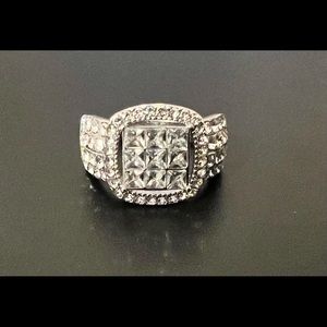 Gorgeous Design Square Ring For Lady